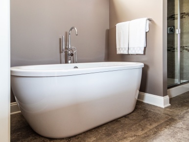 Capstone Custom Homes - Bathrooms