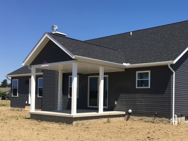 Capstone Custom Homes - Backyard Entertaining