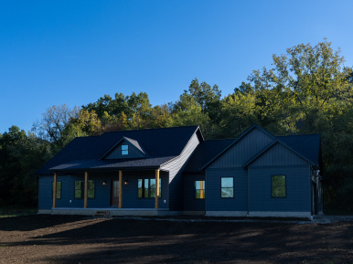 Capstone spring construction