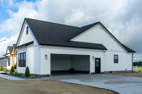 Capstone Custom Homes Roof