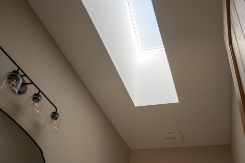 Capstone Sunlight in bathroom