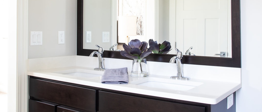 Moen Faucets with Lifetime Warranty Custom home Bathroom Vanity