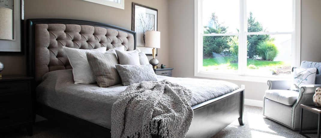 CDC or Shaw Carpets Custom home - bedroom - carpet